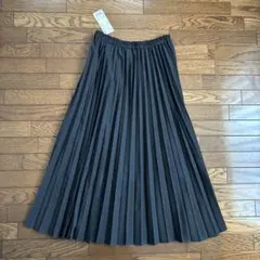 UNIQLO ユニクロ　プリーツスカート　チャコールグレー　S 新品　未使用
