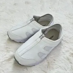 ナースリー ナースシューズ ホワイト 22.0