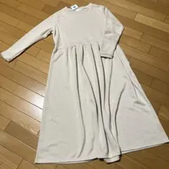 ニットワンピース