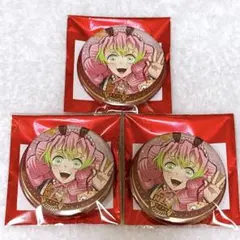 【3点セット】鬼滅の刃 2026年 午年 ランダム箔押し缶バッジ 甘露寺蜜璃