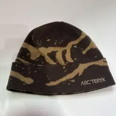 ARC'TERYX ブラウンカモフラージュニット帽 ARC'TERYX（アークテリクス）の「ARC'TERYX / Rho Toque Print（ニット