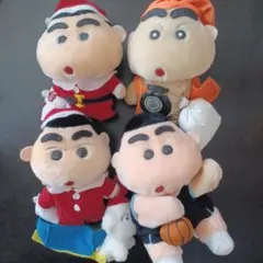レトロ　クレヨンしんちゃん　ぬいぐるみ　3体　パペッ 1体 レトロ クレヨンしんちゃん ぬいぐるみ 3体 パペッ 1体 - メルカリ