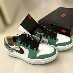 エアージョーダンレアチャーム付きナイキ　ウィメンズDQ8394-301 24cm