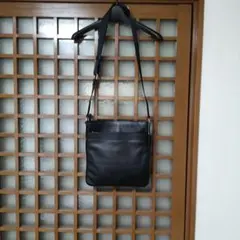 COACH ブラックレザー ショルダーバッグのサムネイル