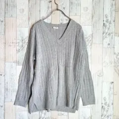 美品　シネマクラブ　レディースニット　グレー　Lサイズ　Ｖネック