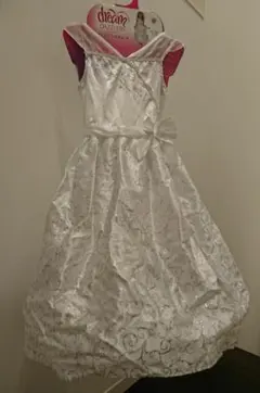 Item thumbnail for item 3781ca4d-40ea-438a-9f73-a46654237f2c