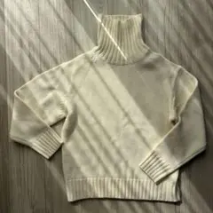 GU アイボリーニット Ｍサイズ