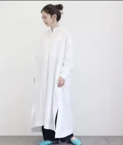 AMERICAN HOLIC サイドスリットバンドカラーフレアワンピース