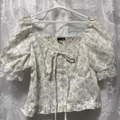 花柄オフショルダーシャツ