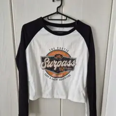 グラフィックプリント クロップド長袖Tシャツ