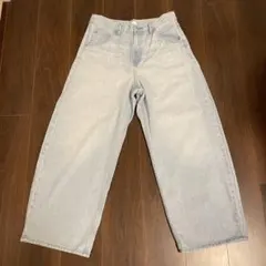 UNIQLO バギーカーブジーンズ丈短め　62BLUE 28インチ