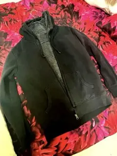 UNIQLOモコモコパーカーL！