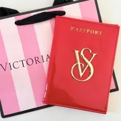 k*読様 新品未使用Victoria's Secretパスポートケースエナメル