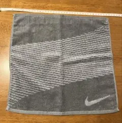 Nike グレー タオルハンカチ 約35cm