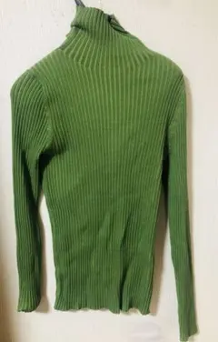 えみぽん様専用Emma Taylorエマテイラー　リブタートルニット　グリーン