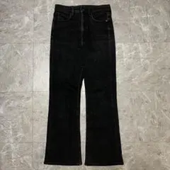 UNIQLOJEANSユニクロ 黒 ブーツカットデニム 24フレアデニム g44のサムネイル