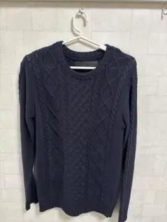 ネイビー ケーブルニットセーター M