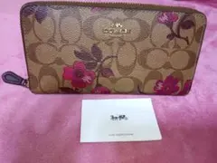 COACH 花柄 長財布
