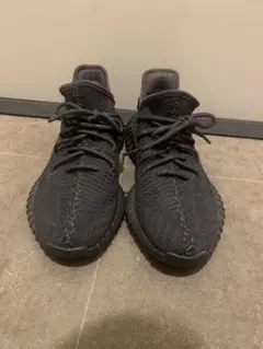 Yeezy Boost 350 V2 ブラック