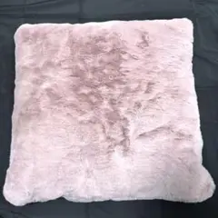 Mont Chalet フェイクラビットファークッション　ピンク　70×70