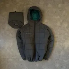 【今季大注目】columbia キルティングダウン ダークグレー　黒