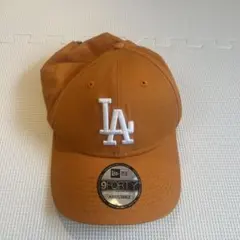 New Era 9FORTY オレンジキャップ
