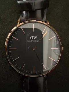 Daniel Wellington ブラック/ゴールド　美品のサムネイル