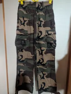 迷彩 カーゴパンツ