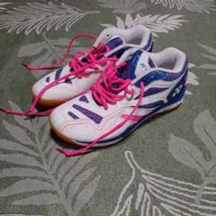 YONEX バドミントンシューズ ホワイト/ブルー/ピンク　24.5センチ