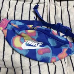 【新品未使用】NIKE ボディバッグ