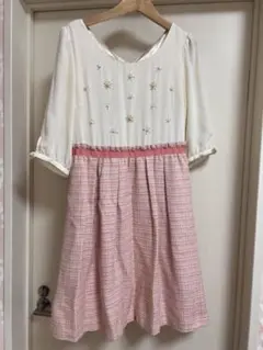 フェルゥ　feroux ビジュ付き半袖ワンピ　上品なツイードワンピ　ピンク