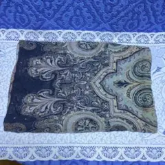 ✳再出品予定✳中古品「ペイズリー風柄 ストール」絹100%・光る糸・透け感✳