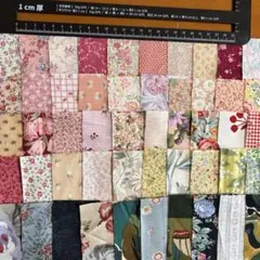 ハギレ　カットクロス　まとめ売り　パッチワーク10㎝×5㎝　50枚セット　206