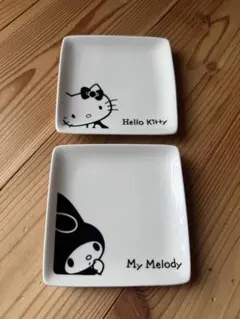 ローソン ハローキティ& 마이멜로디 《小皿2枚セット》新品 미사용 ☆匿名発送