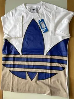 新品タグ付きadidas Tシャツ　トレフォイルロゴ