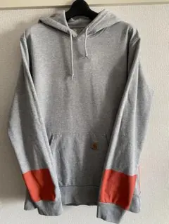 carhartt パーカー