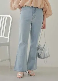 チコ　フレアデニムパンツ