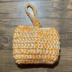 かぎ編み　ループ付きポーチ　オレンジ×ベージュ