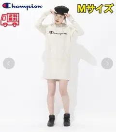 Champion アイボリー　フード付きパーカー　ワンピース　チュニック 刺繍