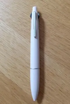 ジェットストリーム　4色ボールペン＋シャープ　0.5mm　クリアピンク