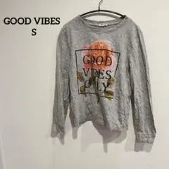 GOOD VIBES【S】 ONLY グレー長袖Tシャツ レディース プリント