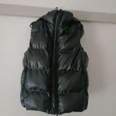 AZUL BY MOUSSY フード付きダウンベスト ブラック　合成皮革