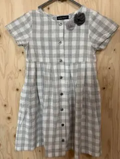 BeBe グレー系チェック 半袖ワンピース （120cm）