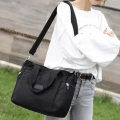 新品 ショルダーバッグ ブラック 黒 2way 軽量 大容量 ショルダー取外可能