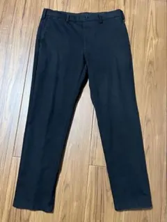 美品　2本セット　ユニクロ　スリムフィットチノ　ネイビー　ブラックウエスト85