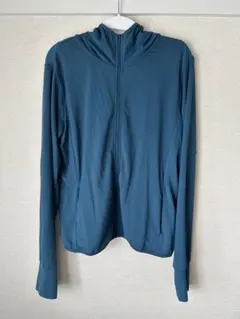 UNIQLO エアリズム UVカット メッシュパーカー