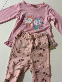 新品 アンパンマン 長袖Tシャツ 90cmパンツ 80cm まとめ売りのサムネイル