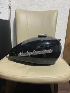 ピーナッツタンク 中古品 ハーレーダビッドソン パン　ショベル　エンブレムのサムネイル