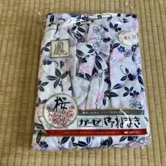 お値下げ！高級おねまき Mサイズ 花柄のサムネイル