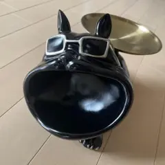 犬型置物 ゴールドトレイ付き 黒